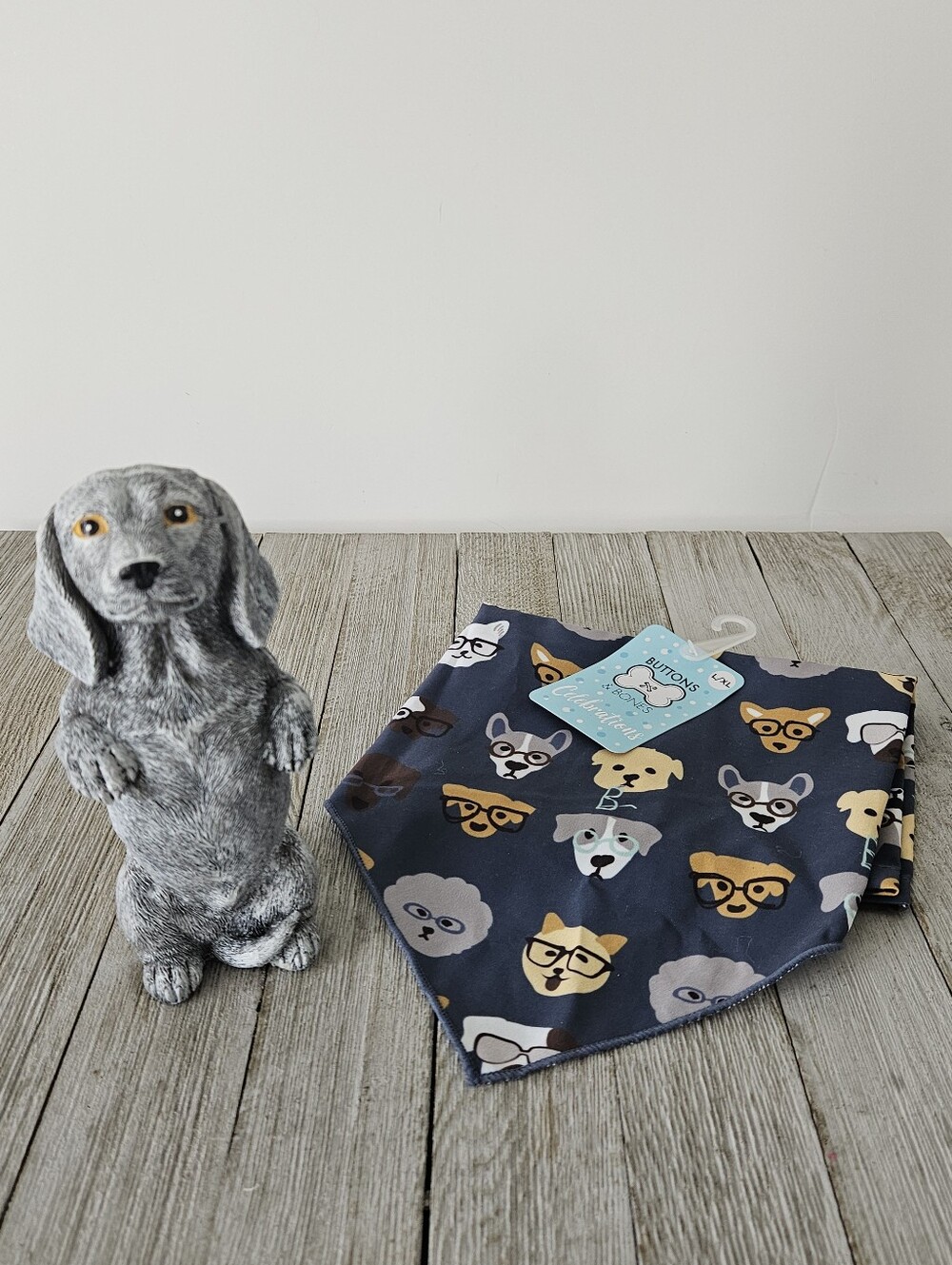 Buttons & Bones Size L/XL Blue Multi Dog Patterned Scarf Neck Wrap NWT and 6"